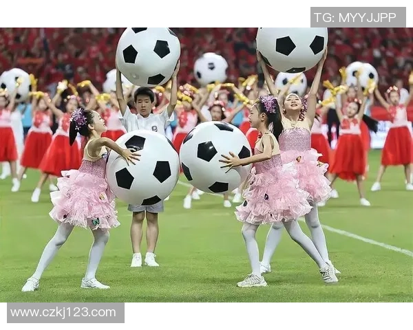 足球明星激情庆祝动作舞蹈展现赛场魅力与团队精神的完美结合