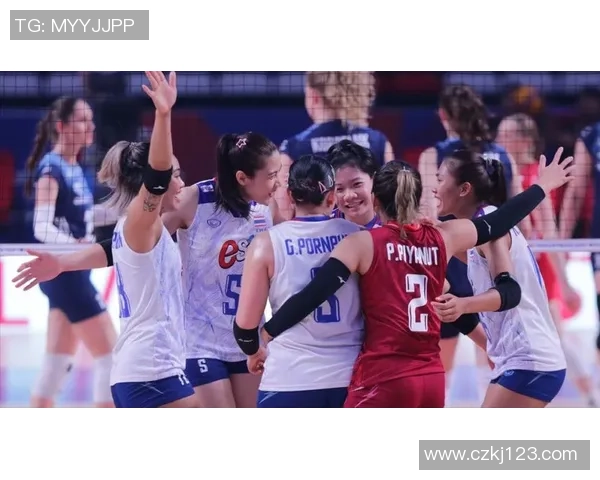 重庆羽毛球队在总决赛积分榜上以89分稳居第一名展现强劲实力