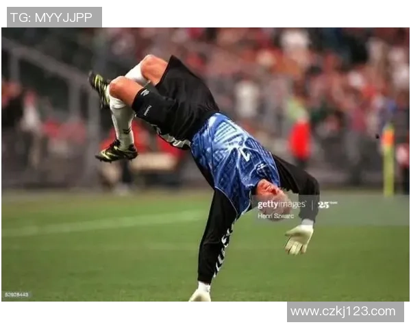 黑人足球明星的二字名字背后的故事与成就探讨