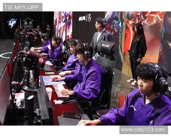 聚焦英雄联盟：RNG的意识话题